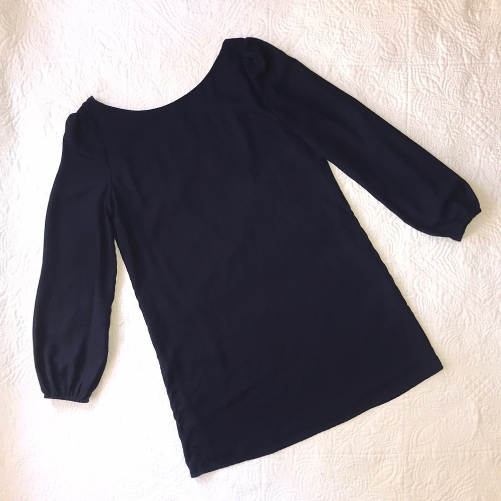 ❤️ Criss Cross Open V Back Navy Shift Dress